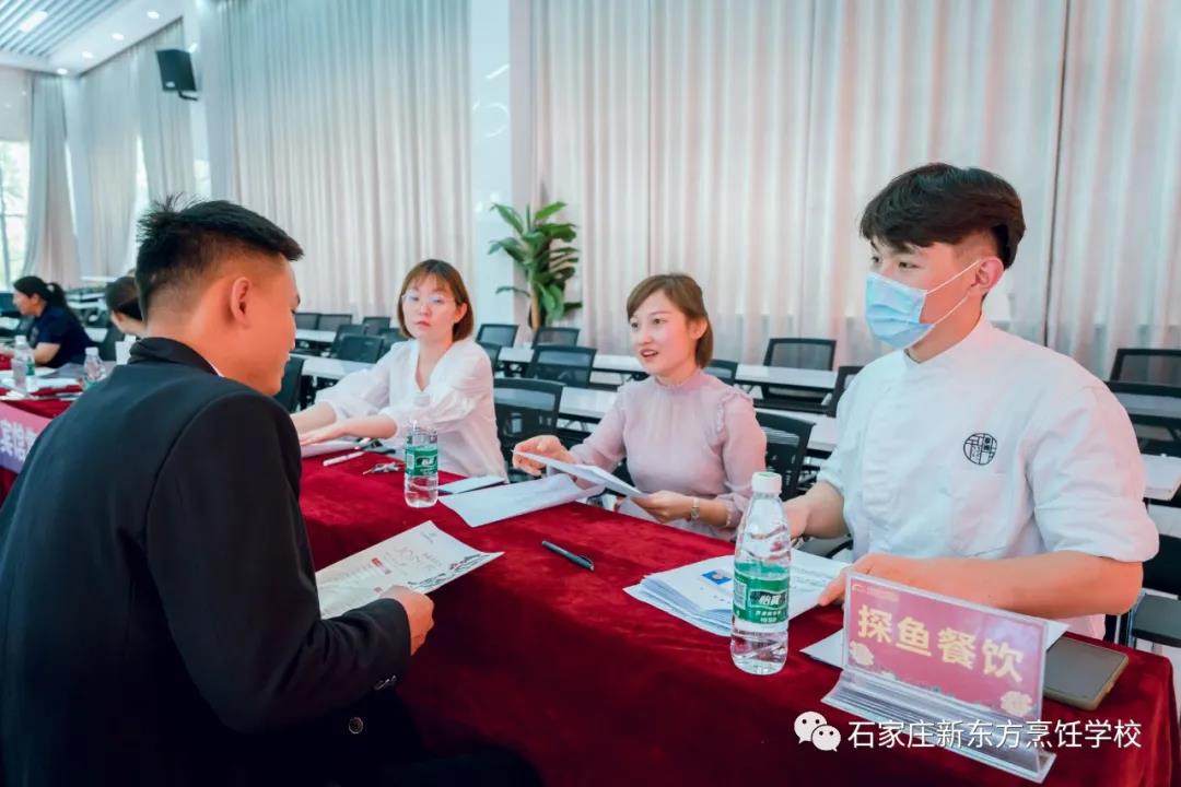 你知道為什么近年來(lái)要大力發(fā)展職業(yè)教育嗎？