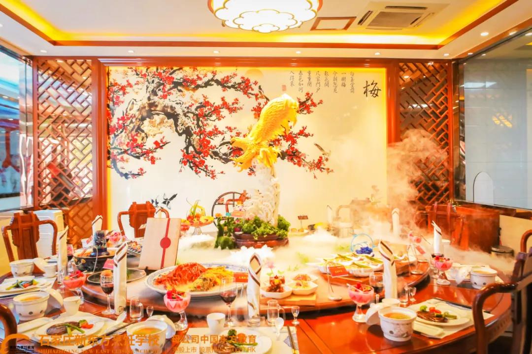 年前擇校丨學(xué)中餐還是學(xué)西餐，哪個更好？