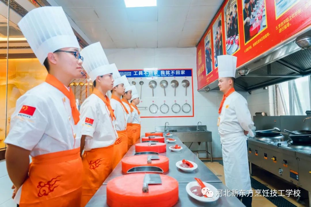 轉(zhuǎn)學(xué)職業(yè)教育，讓你的人生贏出不一樣的精彩！