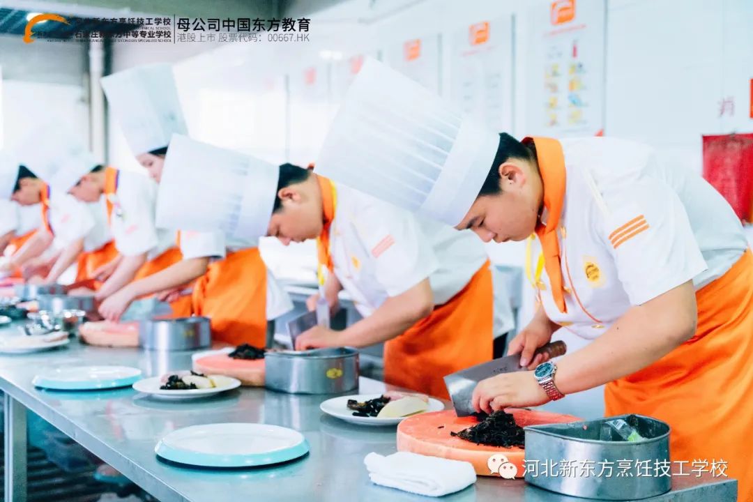 烹飪夢(mèng)想啟航：中餐烹飪專(zhuān)業(yè)——解鎖畢業(yè)后的璀璨職業(yè)藍(lán)圖！