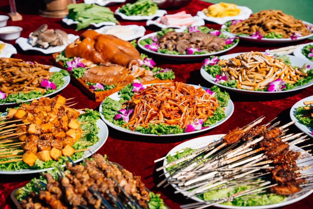 中秋假期來(lái)河北新東方學(xué)小吃，低成本創(chuàng)業(yè)，你就是老板！