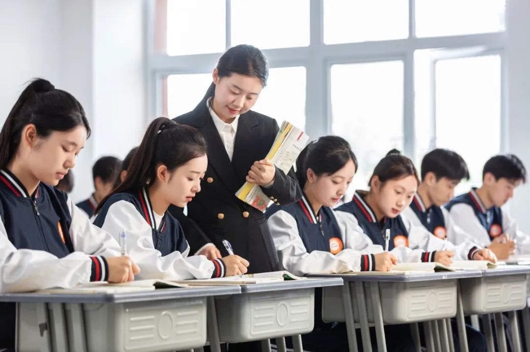 原來你這么適合河北新東方的春季預(yù)科班？！