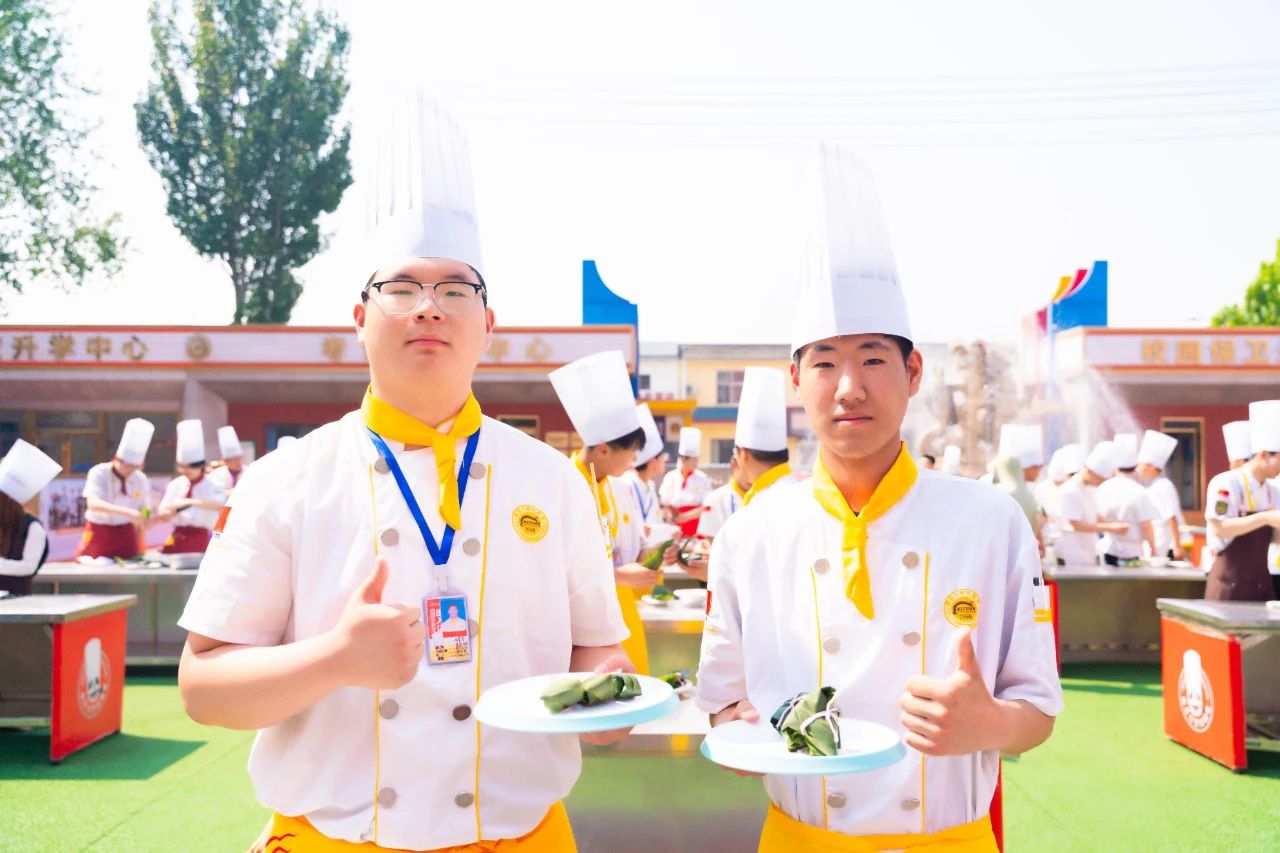 4bb504d42c23b7a86e917a8bd14633ff.jpg 4bb504d42c23b7a86e917a8bd14633ff.jpg