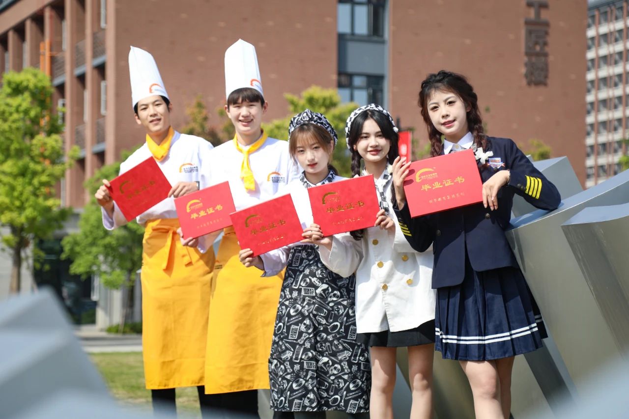 2620567a30653ebe5d99a5479655e1fa.jpg 2620567a30653ebe5d99a5479655e1fa.jpg