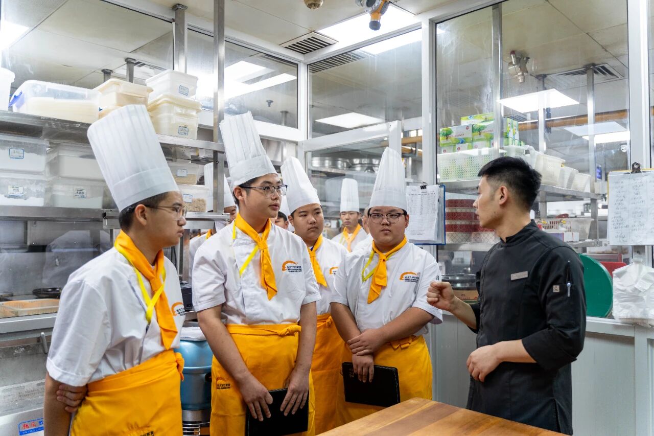 9b6aaa754e3cb3e40341fa276bf86c32.jpg 9b6aaa754e3cb3e40341fa276bf86c32.jpg