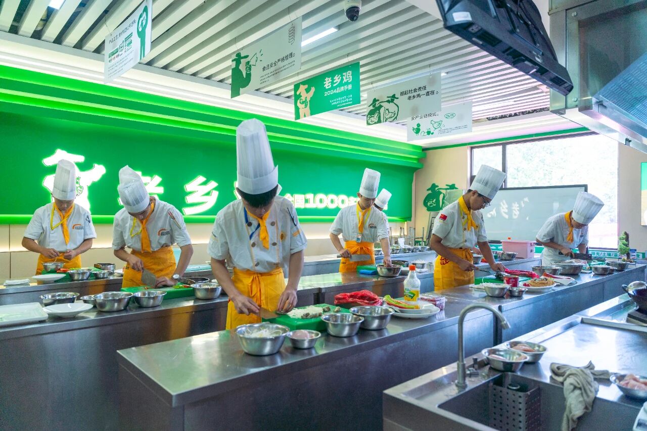 0bb7adf887566aeff3ef604287d52e1c.jpg 0bb7adf887566aeff3ef604287d52e1c.jpg