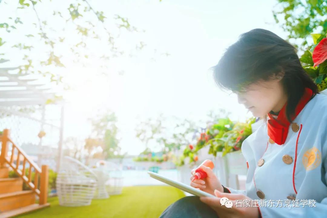 一起恰飯啦！美食品鑒會(huì)來(lái)襲，邀請(qǐng)你來(lái)吃“霸王餐”~