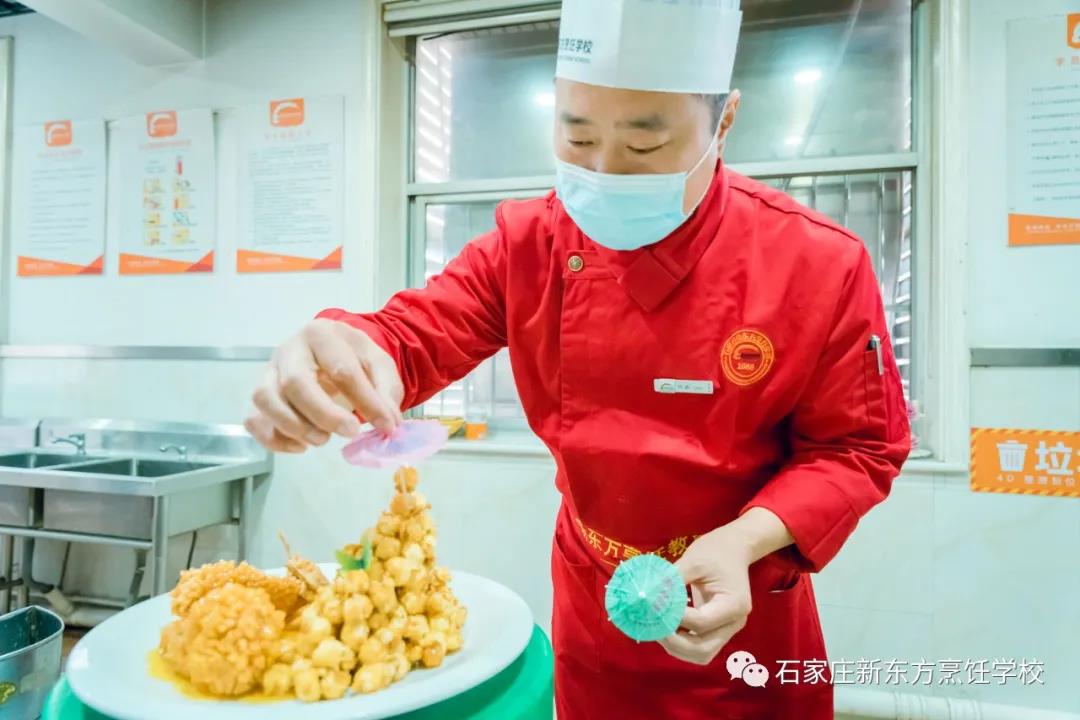 鑄技能之舟 揚(yáng)發(fā)展之帆丨教師技能大比武看河北新東方師者風(fēng)范！(圖2)